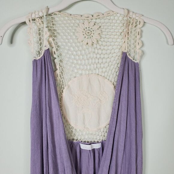 Charlotte Russe Lilac Deep V-Neck Cross Front Embroidered Back Boho Tank Size M - Picture 3 of 9